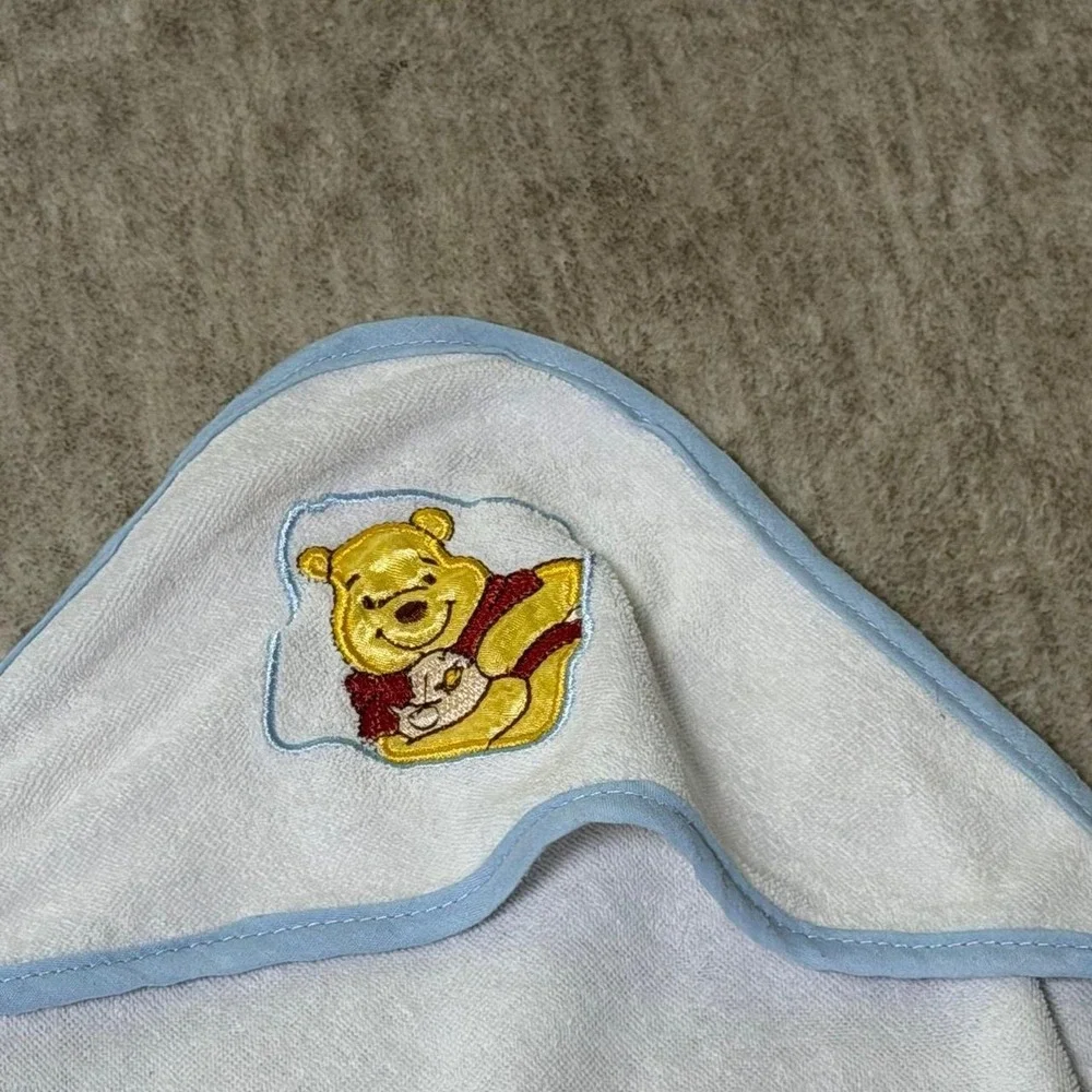 Disney Winnie the Pooh Baby Hooded Bath Towels Lot Pink Blue Embroidered